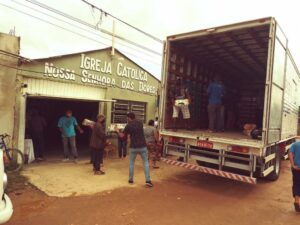 Entrega de doações na Caximba - SOS Vila Torres